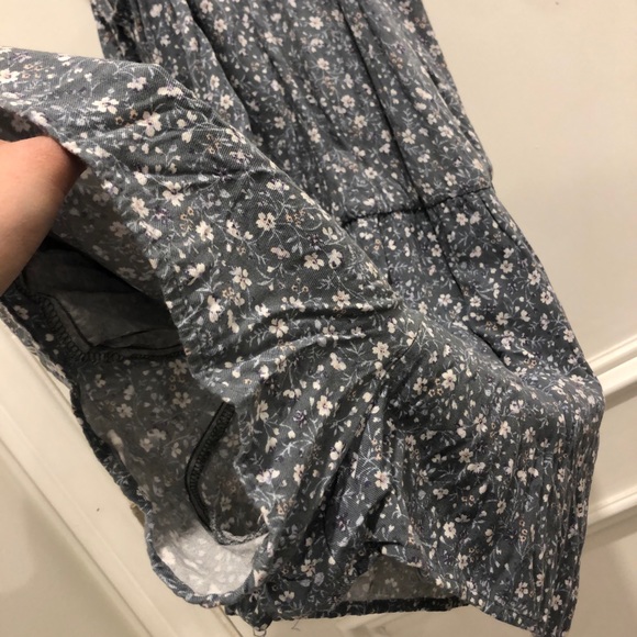 Garage romper size XS (floral pattern) - Picture 5 of 9